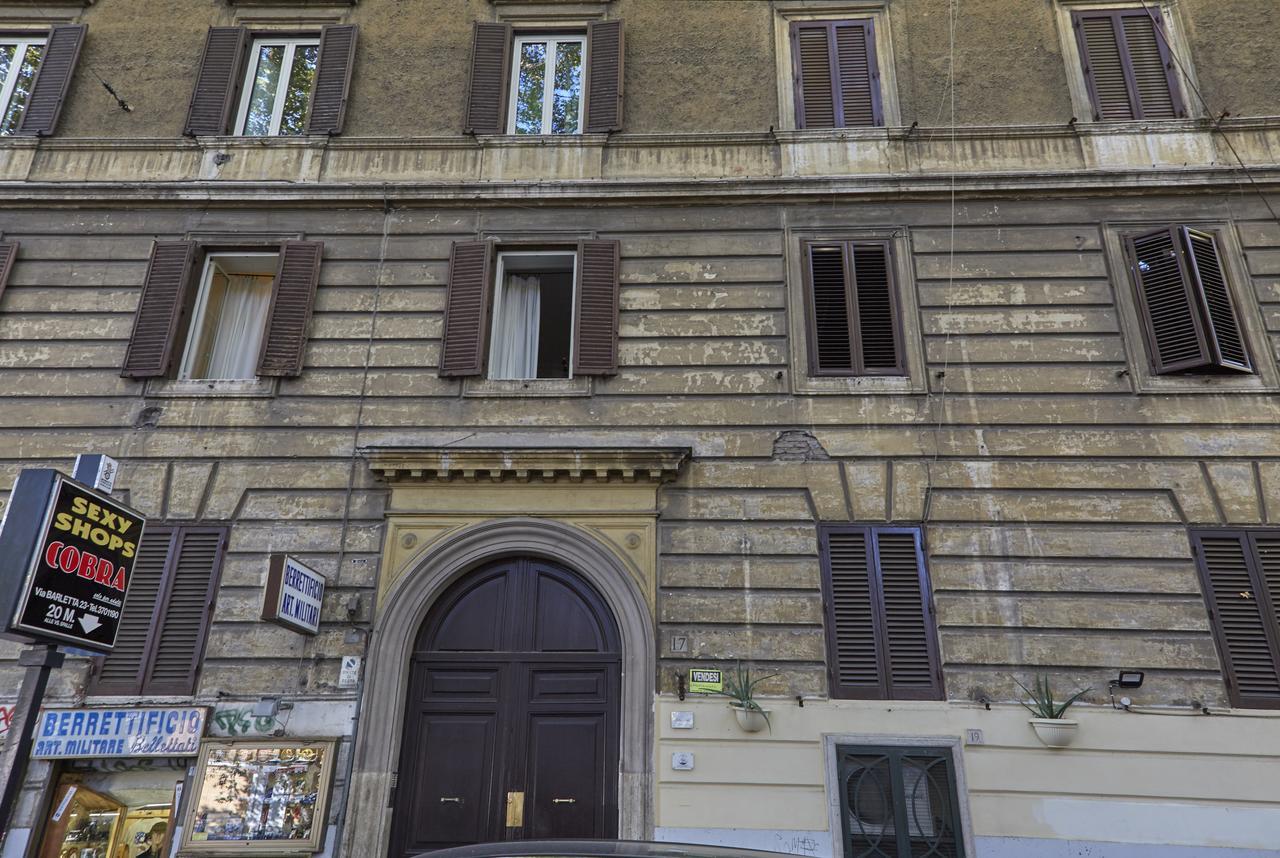 Vatican House — Photos 1
